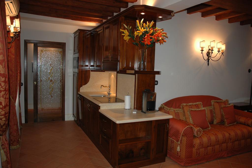 Aparthotel First Of Florença